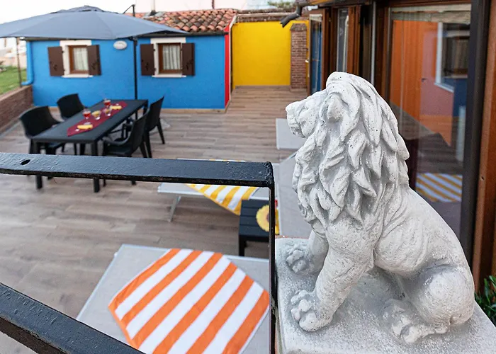 Burano L\' Occhio Sulla Laguna